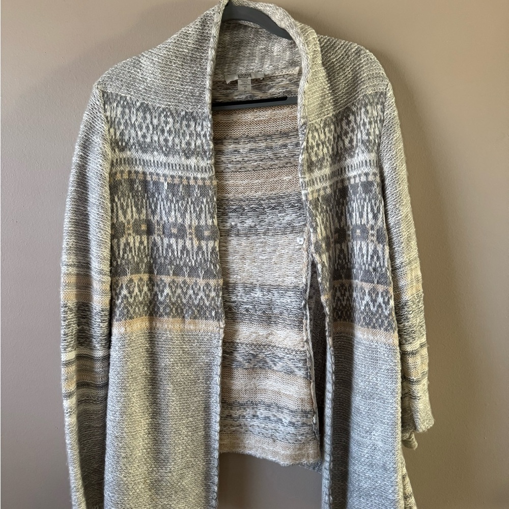 Vintage America Gray and Cream Patterned Cardigan